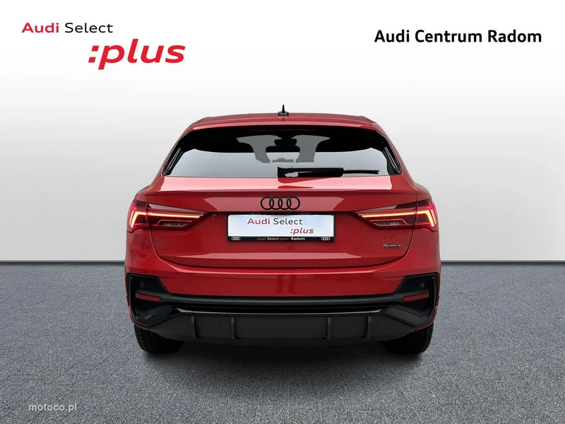 Audi Q3 F3 4