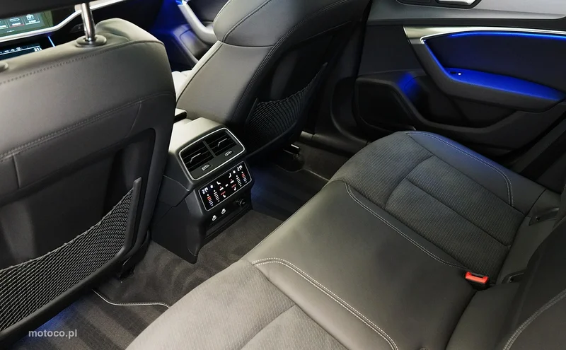 Audi S6 28