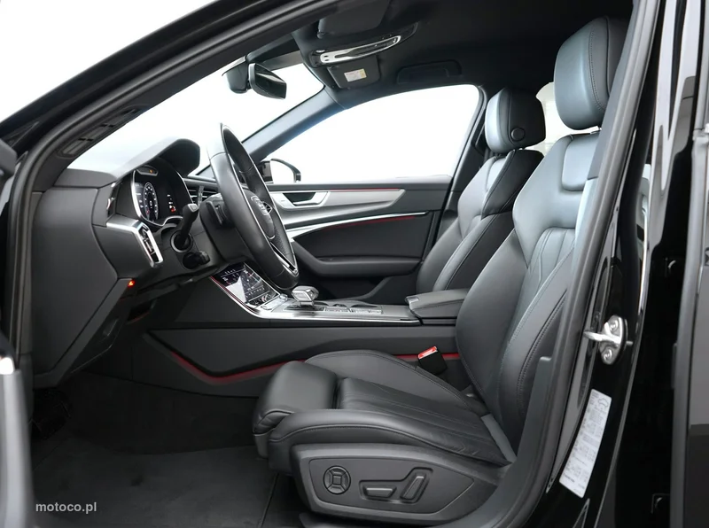 Audi A6 C8 14