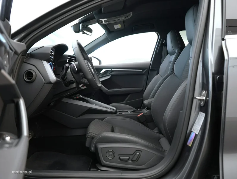 Audi A3 8Y 14