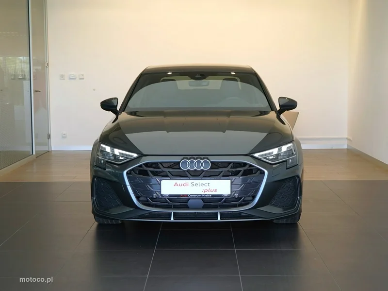 Audi A3 8Y 6