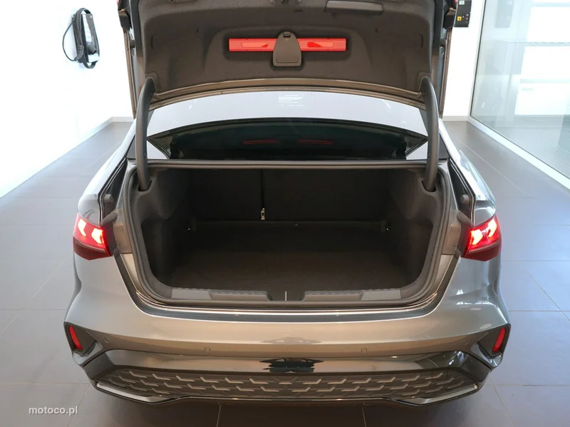 Audi A3 8Y 9
