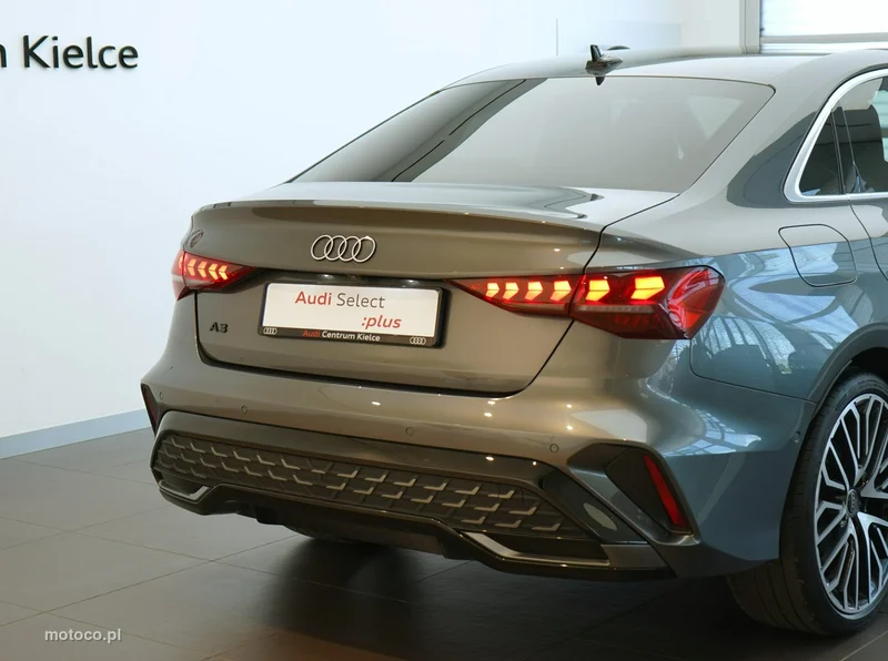 Audi A3 8Y 10