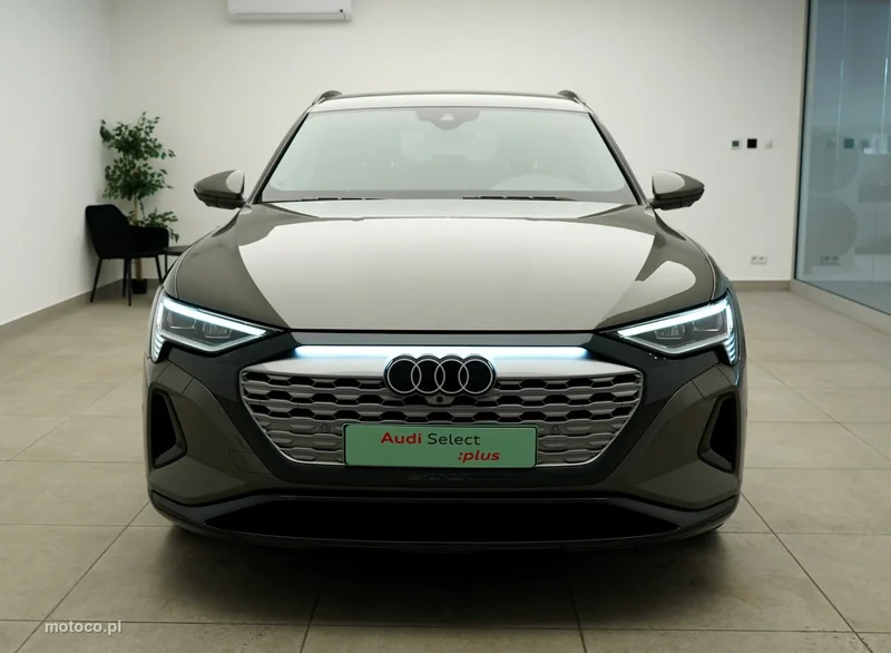 Audi Q8 e-tron 2