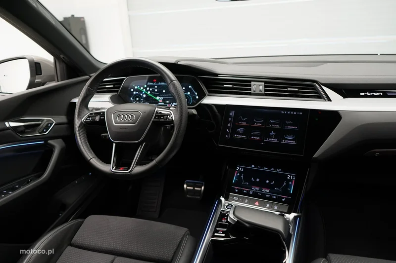 Audi Q8 e-tron 21