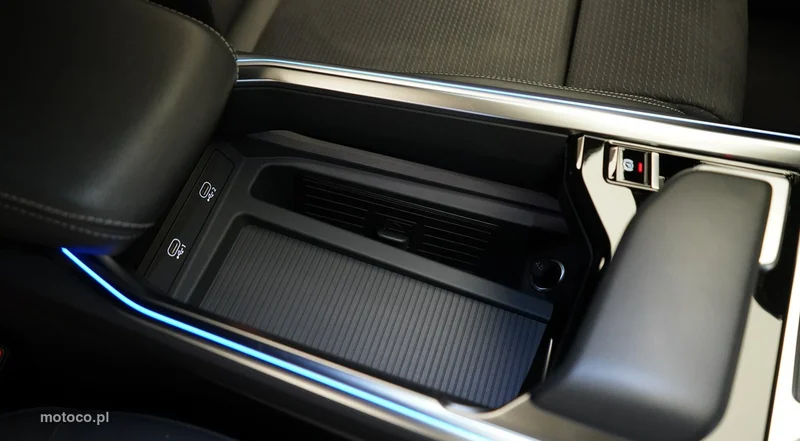 Audi Q8 e-tron 24