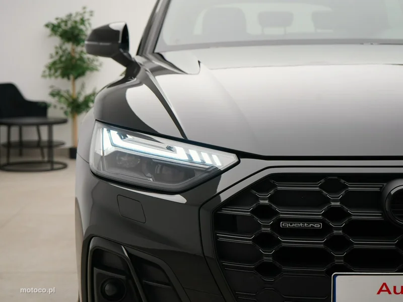 Audi Q5 FY 7