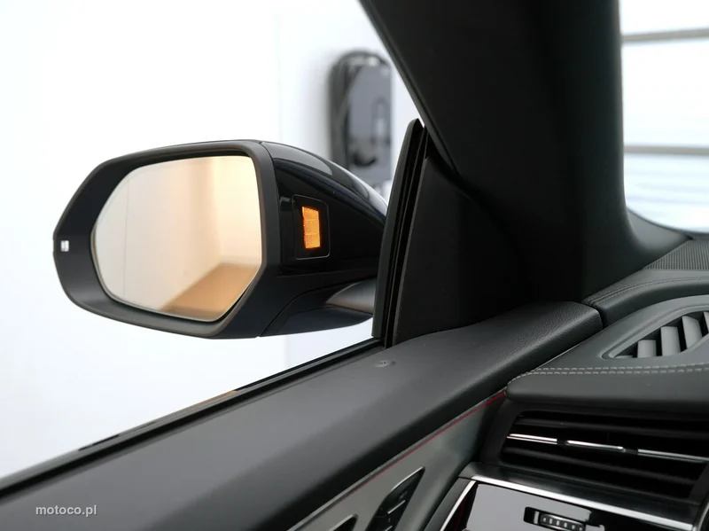 Audi Q8 4M 23
