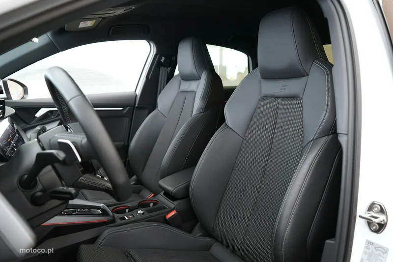 Audi A3 8Y 12