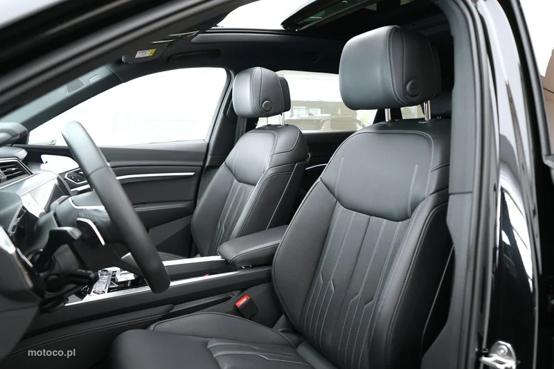 Audi SQ8 e-tron 14