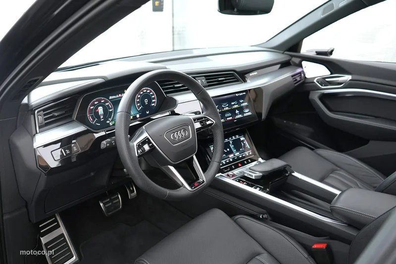 Audi SQ8 e-tron 15