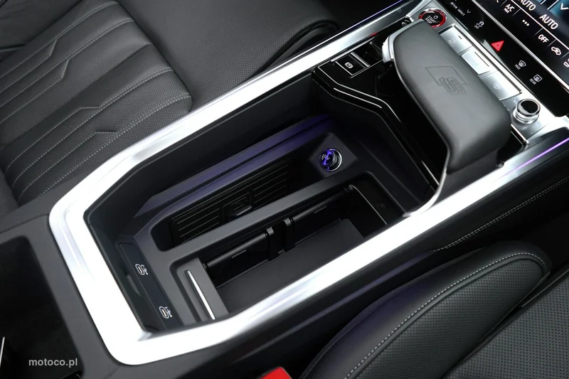Audi SQ8 e-tron 23