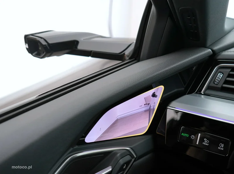 Audi SQ8 e-tron 24