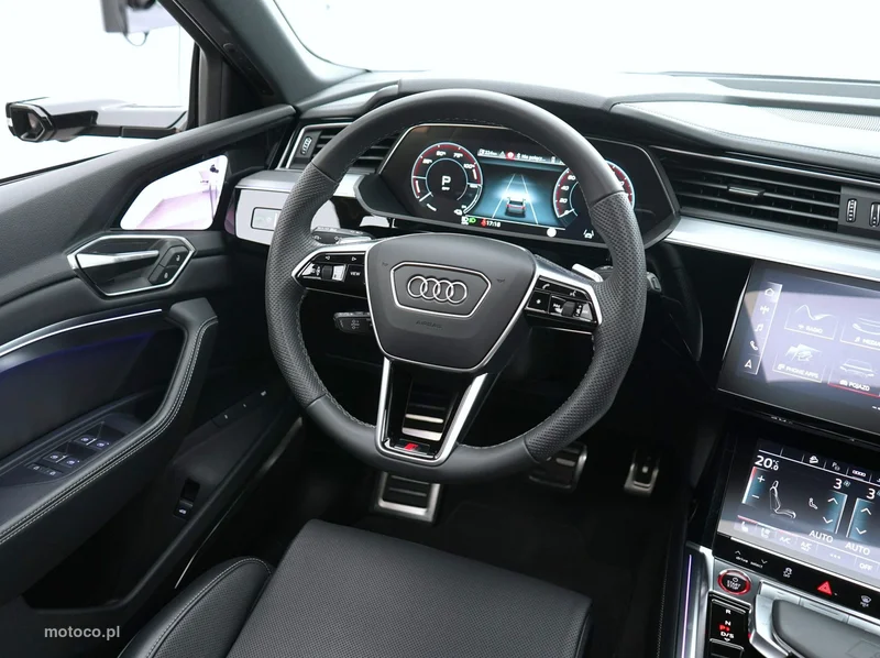 Audi SQ8 e-tron 25