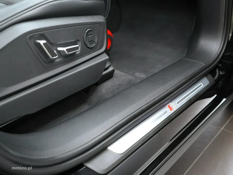 Audi SQ8 e-tron 29