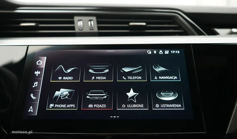 Audi SQ8 e-tron 32