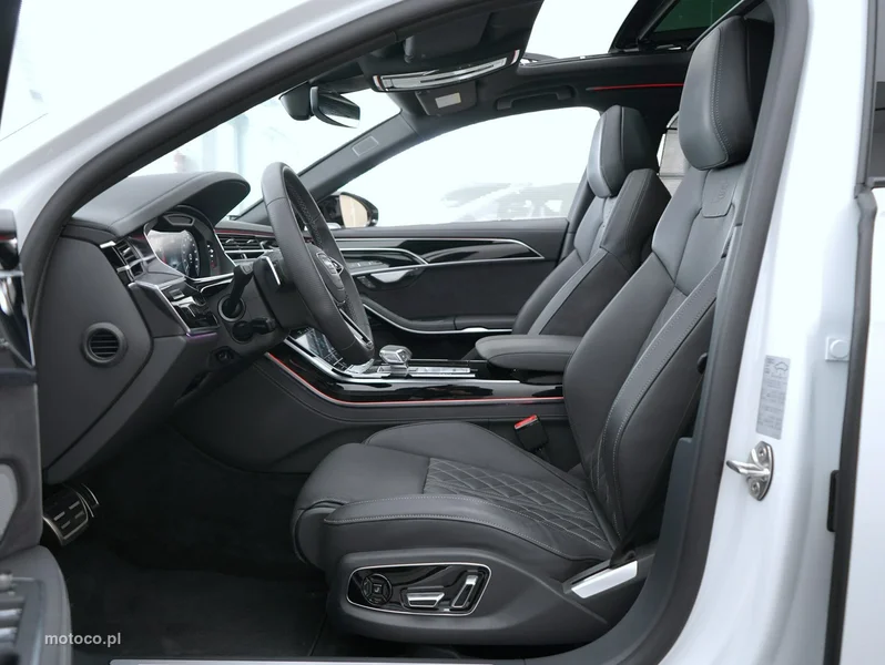 Audi A8 D5 14