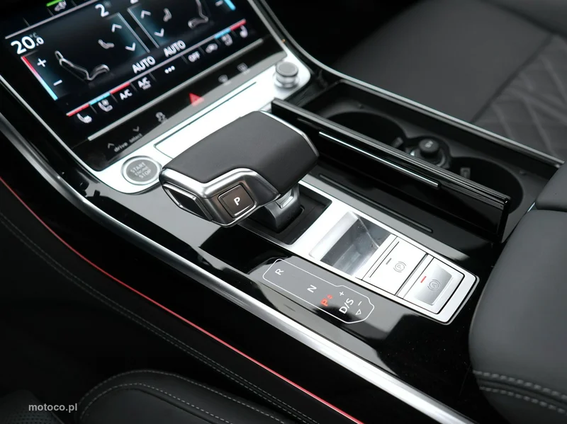 Audi A8 D5 22