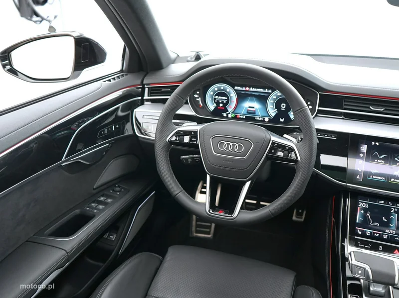 Audi A8 D5 25