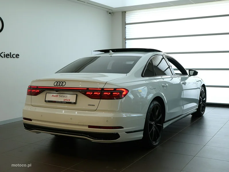 Audi A8 D5 4