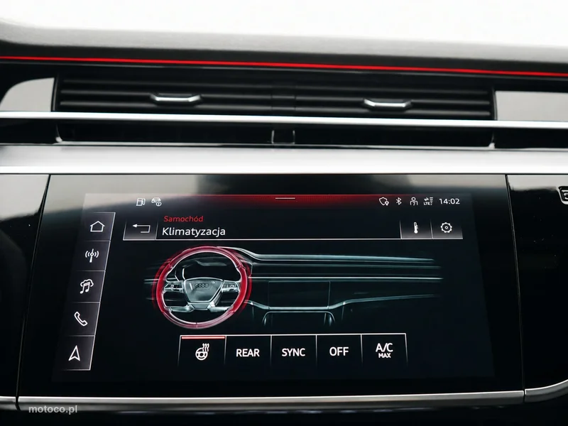 Audi A8 D5 36