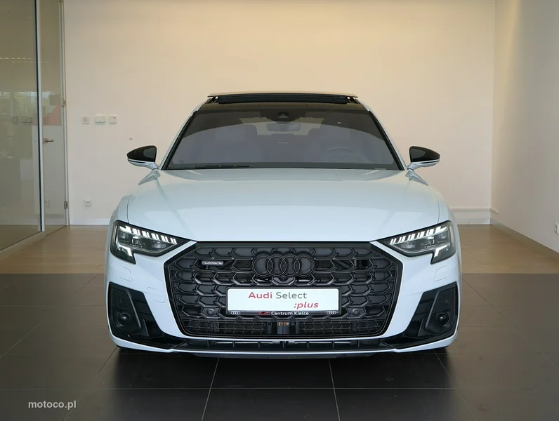 Audi A8 D5 6