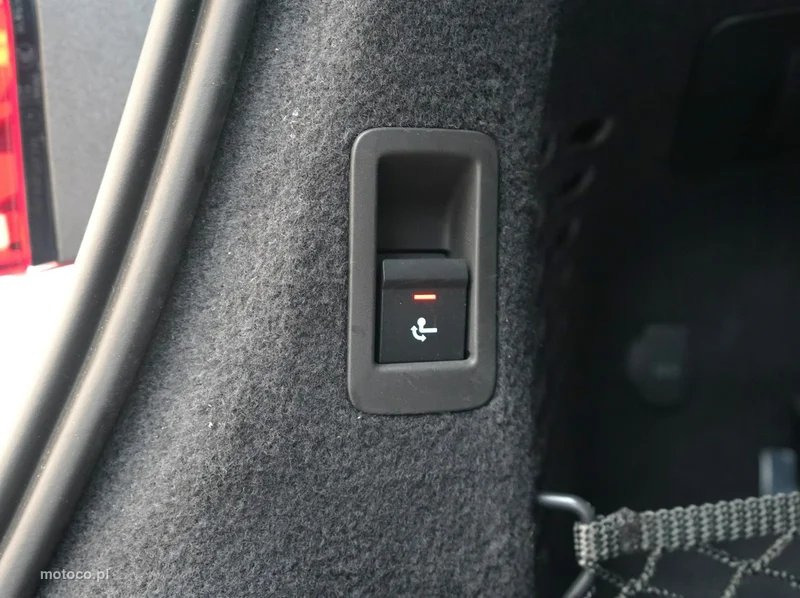 Audi A8 D5 8