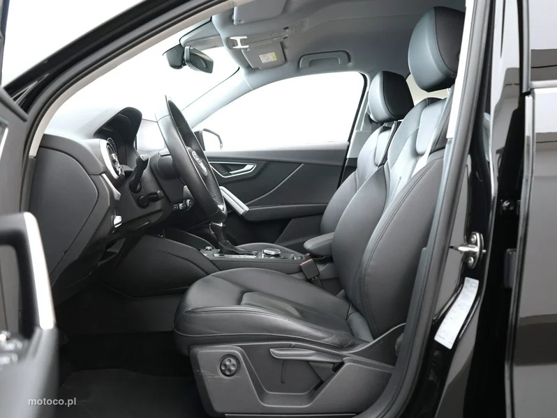 Audi Q2 13