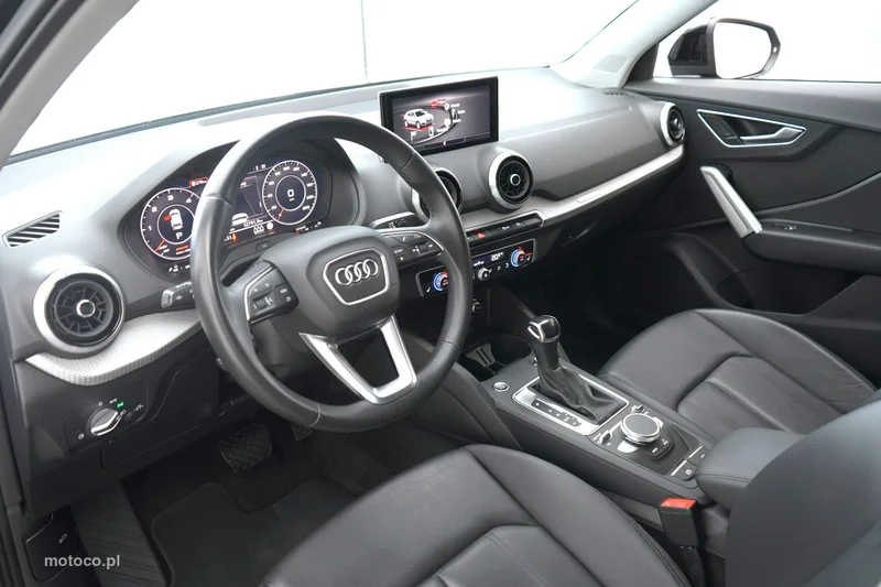 Audi Q2 14