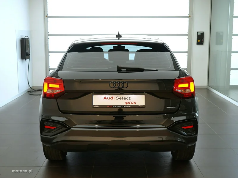 Audi Q2 3