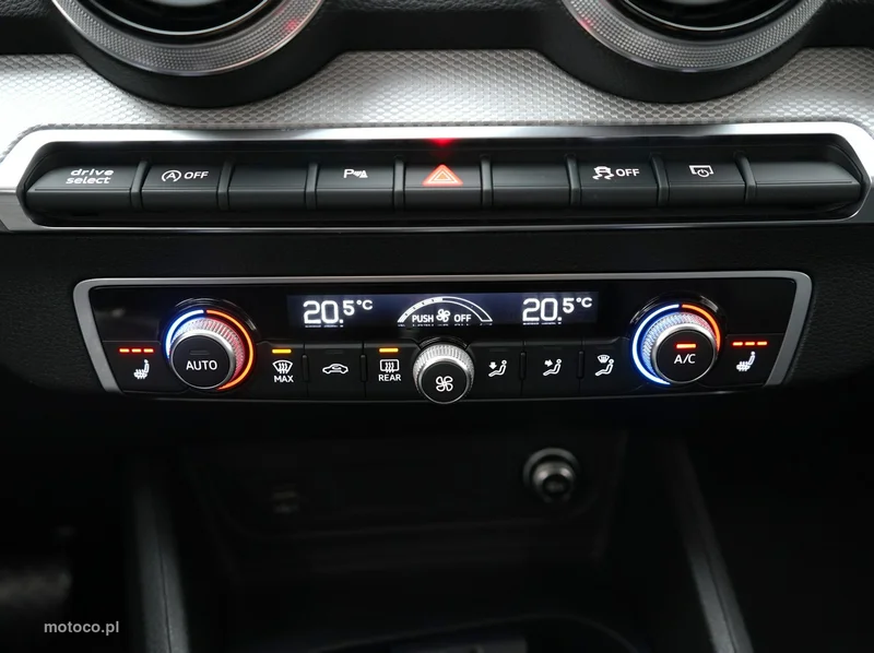 Audi Q2 21