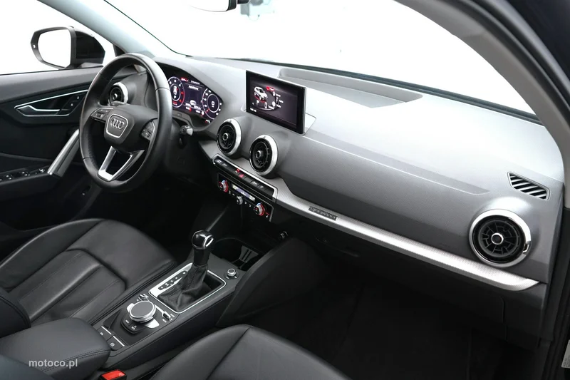Audi Q2 25