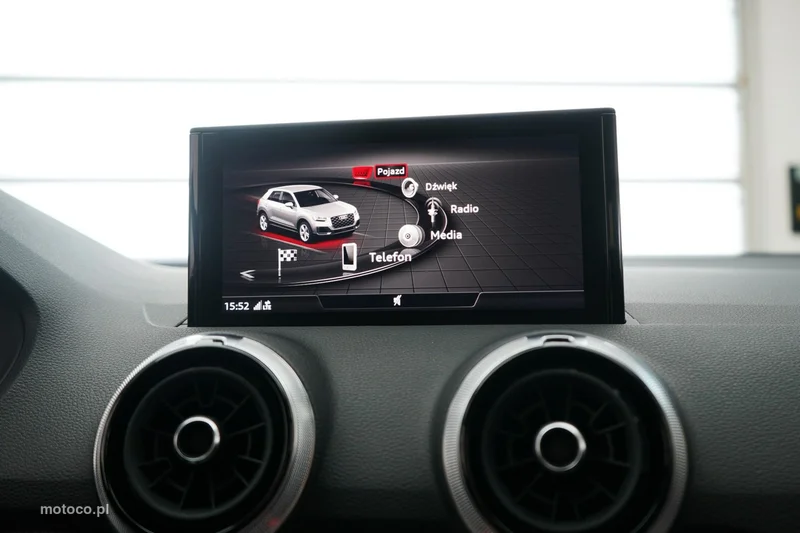Audi Q2 30