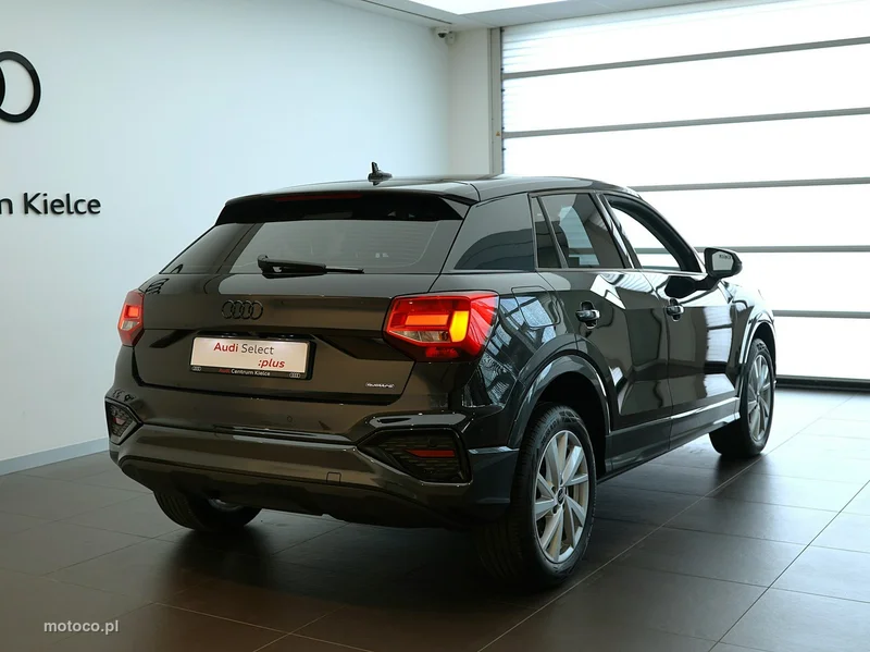 Audi Q2 4