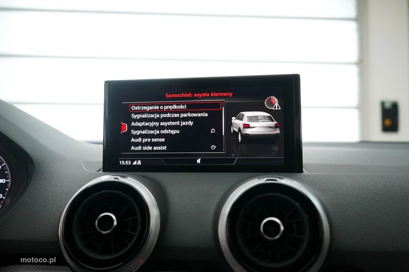Audi Q2 33