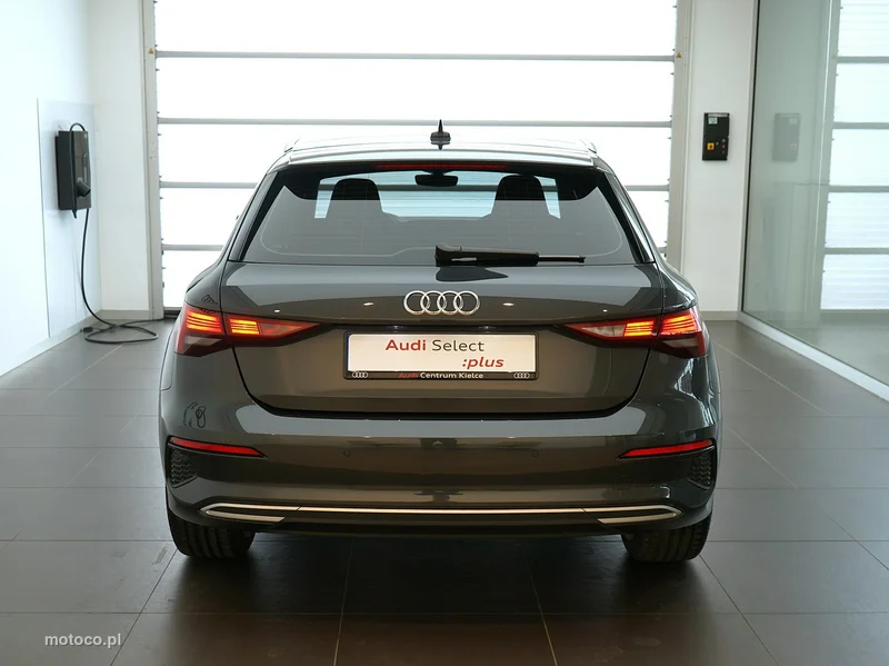 Audi A3 8Y 3