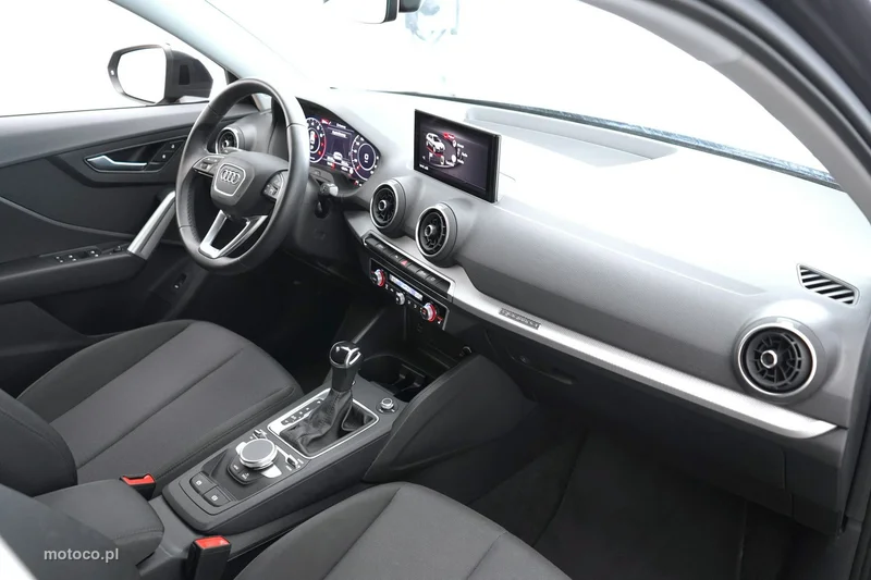 Audi Q2 27