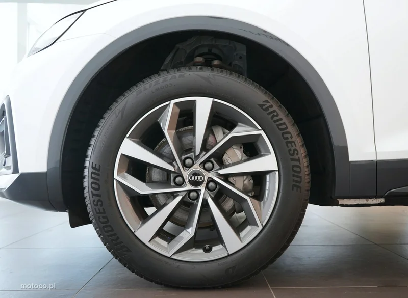 Audi Q5 FY 7