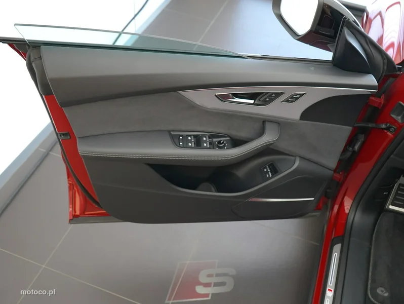 Audi Q8 4M 14