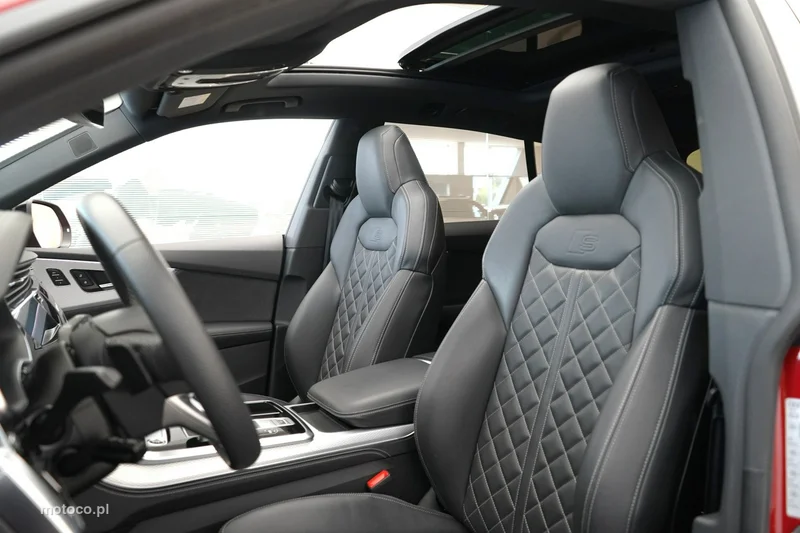 Audi Q8 4M 16