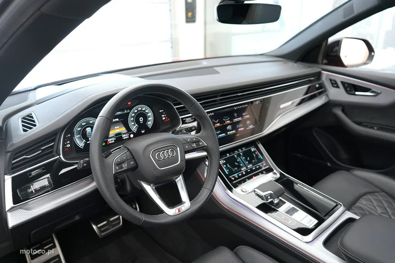 Audi Q8 4M 18
