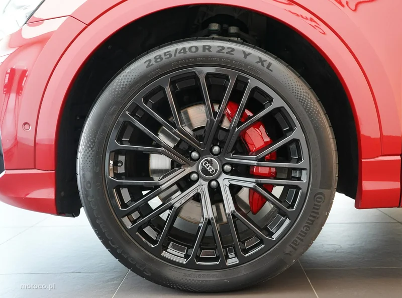 Audi Q8 4M 7