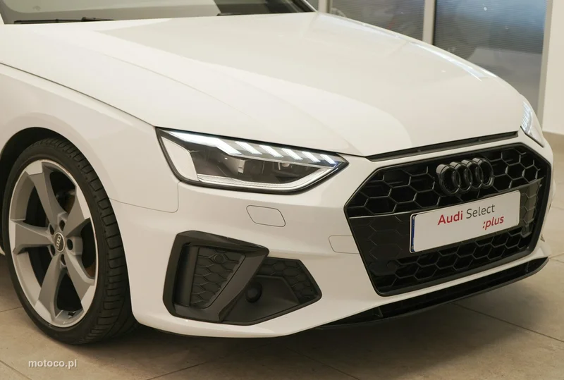Audi A4 B9 8