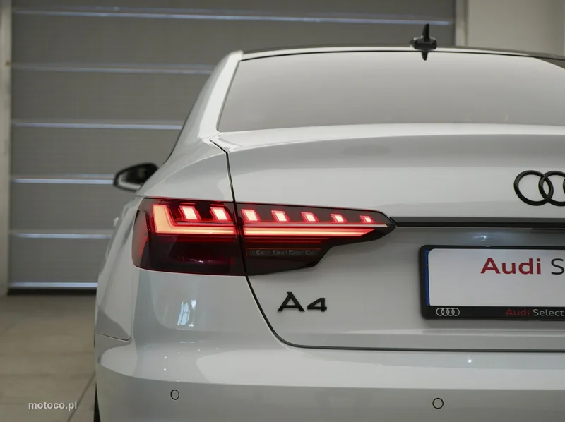 Audi A4 B9 10