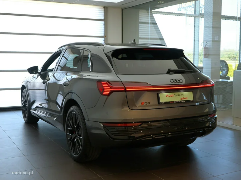 Audi Q8 e-tron 2