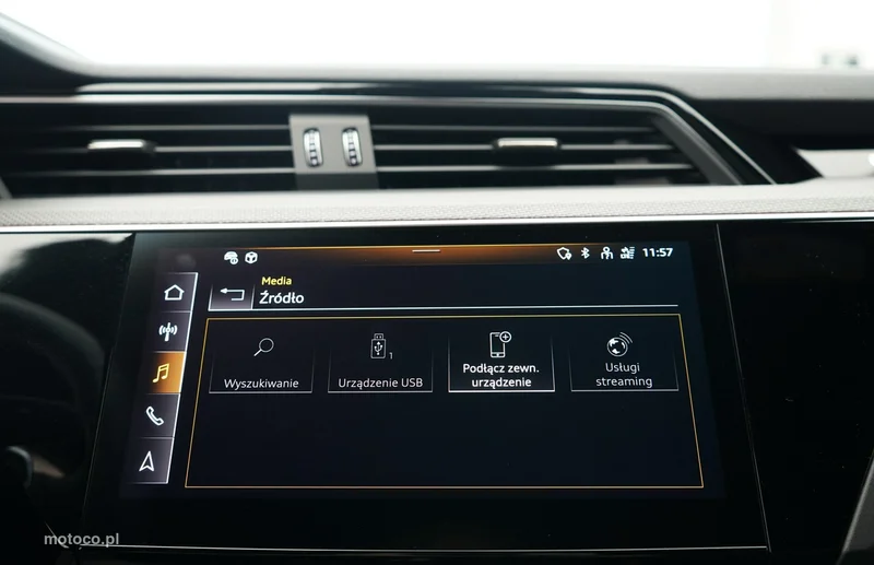 Audi Q8 e-tron 31