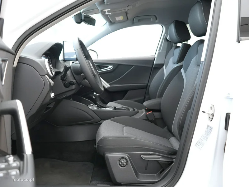 Audi Q2 13
