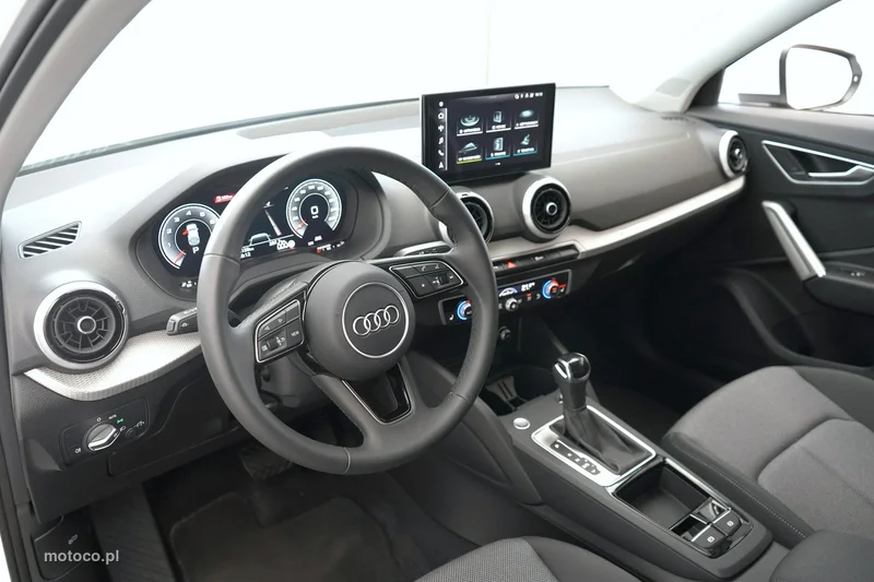 Audi Q2 14