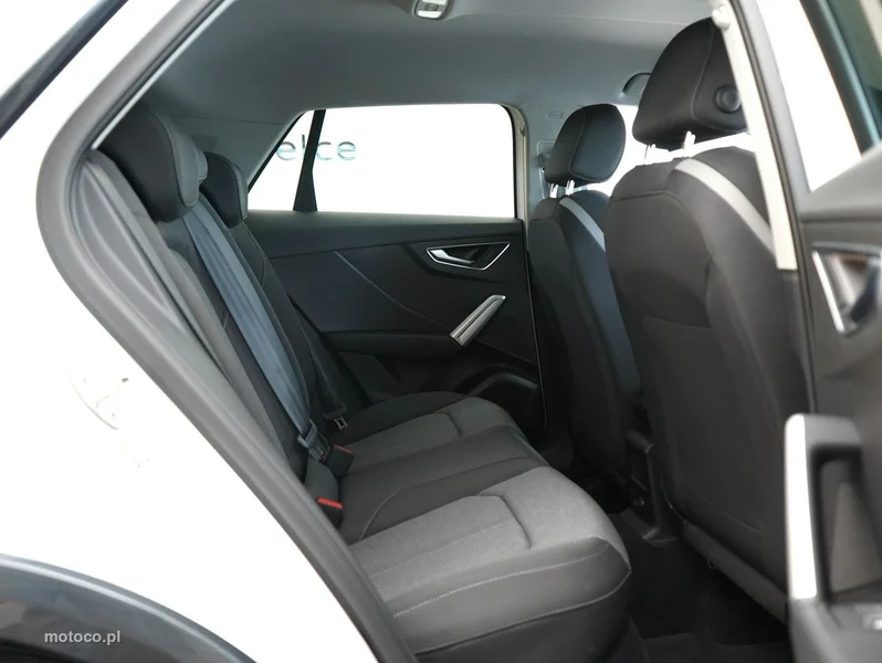 Audi Q2 27