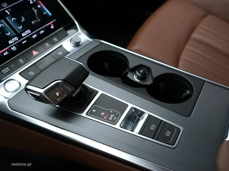 Audi A6 C8 19